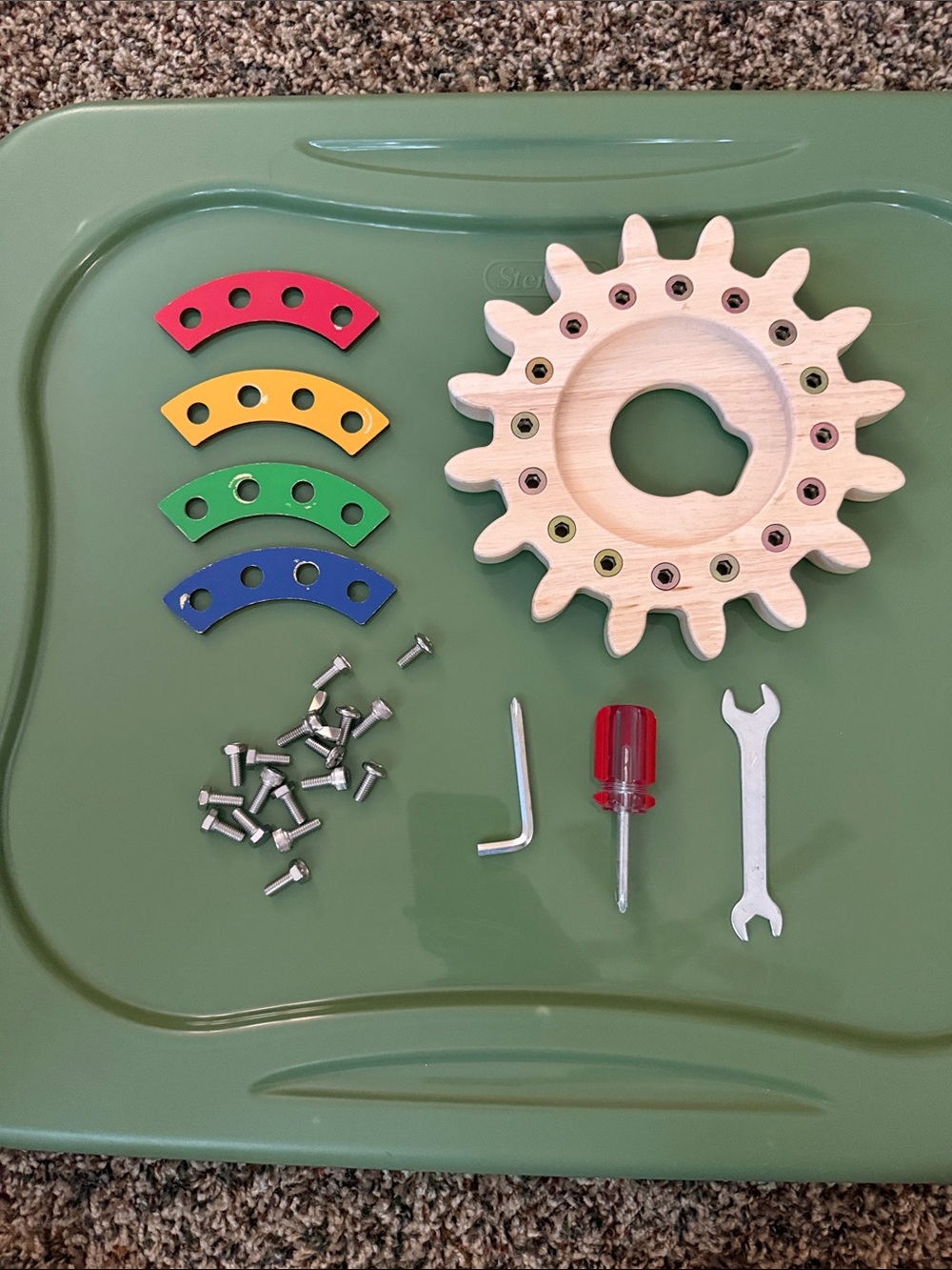 Wooden Gear Building Toy with Colorful Screw-On Plates and Tools - Multicolor